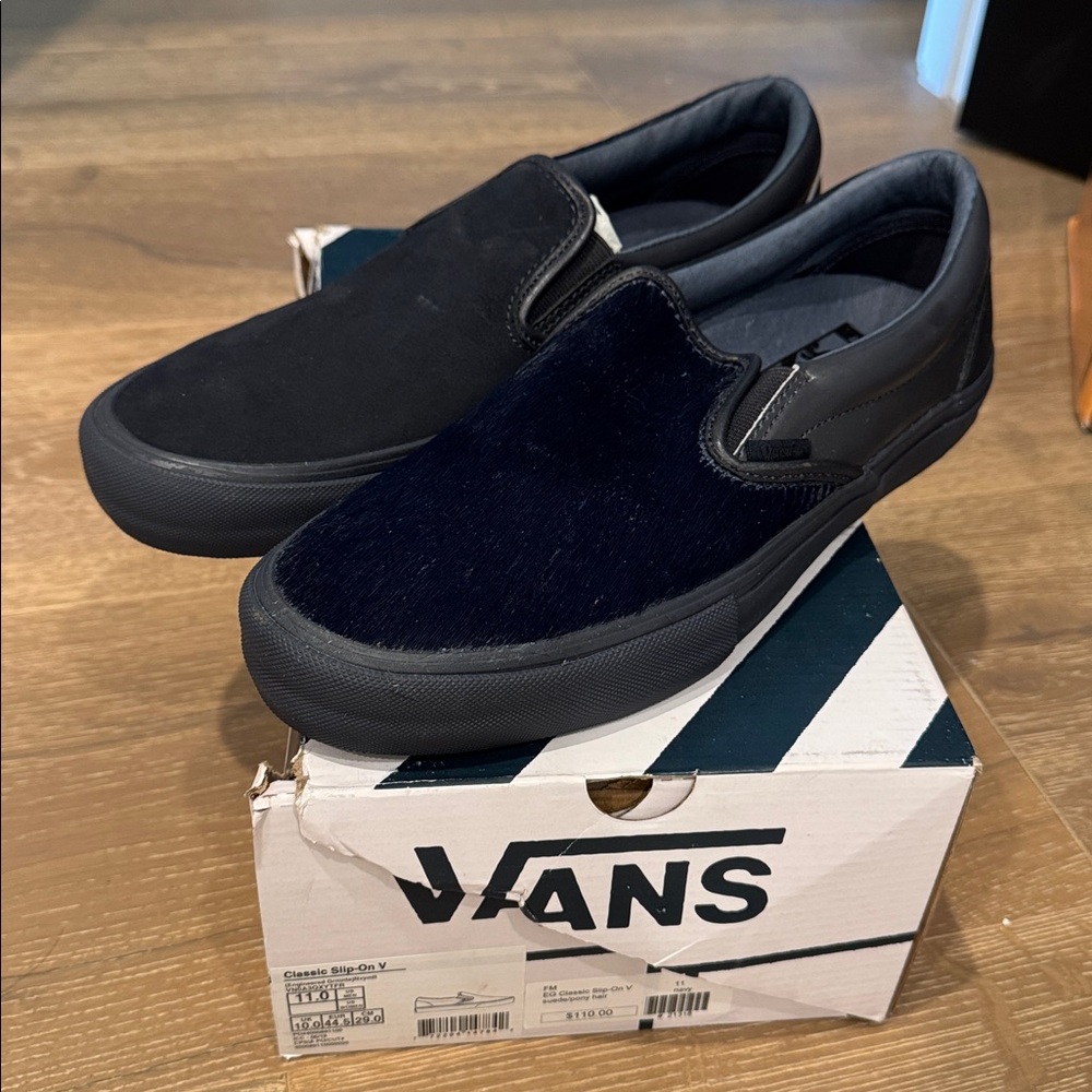 VANS | Classic Slip on - Suede/ Pony Hair
